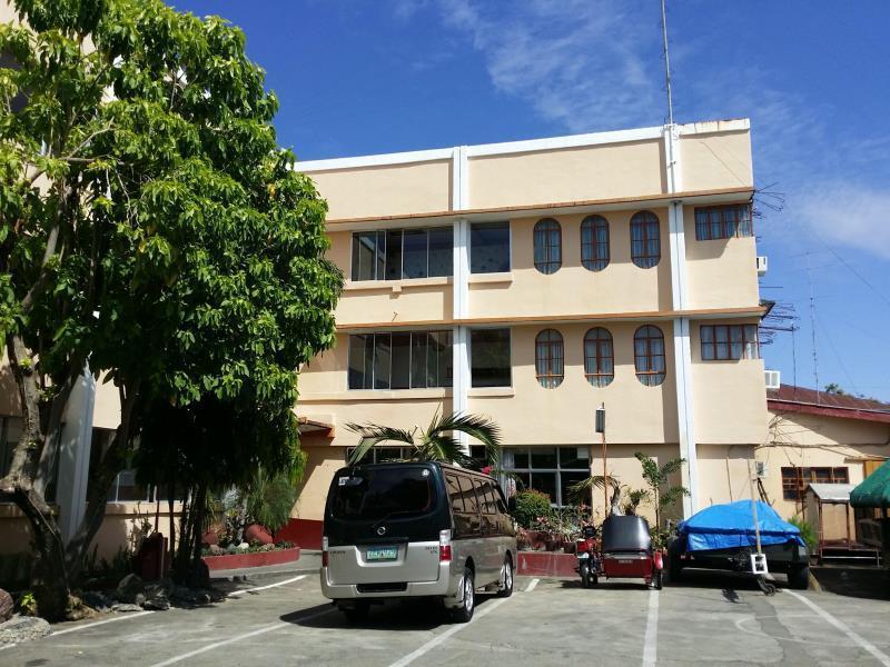 Texicano Hotel Main Laoag Buitenkant foto
